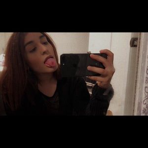 Meet your Posher, Brenda